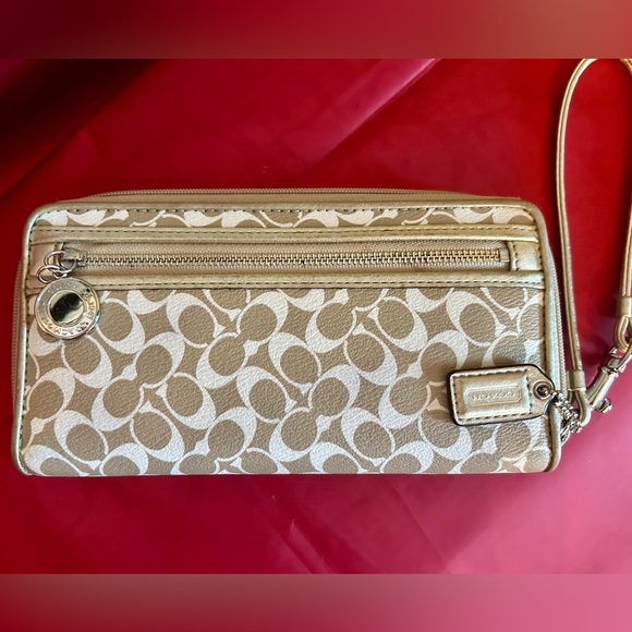 Coach Tan Signature Monogram Wallet - Picture 3 of 6